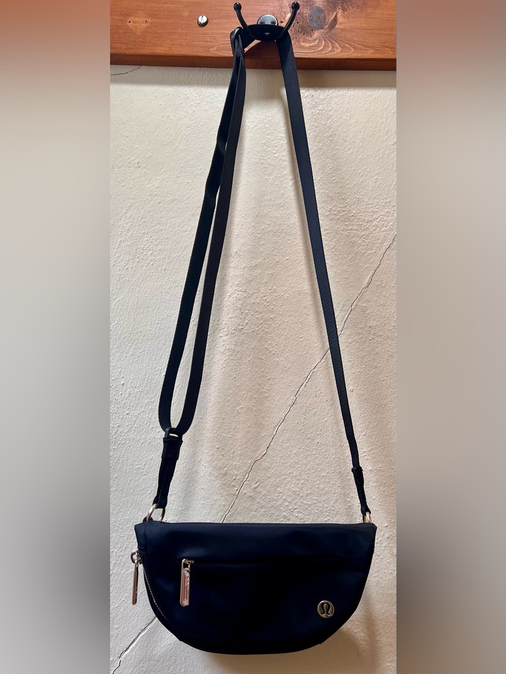 Lululemon all night festival bag micro 2L